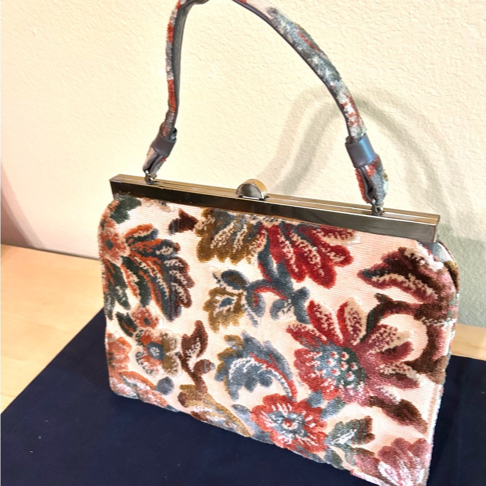 Vintage Carpet Bag Purse- Markay- Florial-Snap Closure